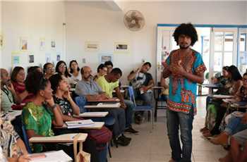 Secretaria de Educação de Cabrália e UFSB promovem encontro de formação no município
